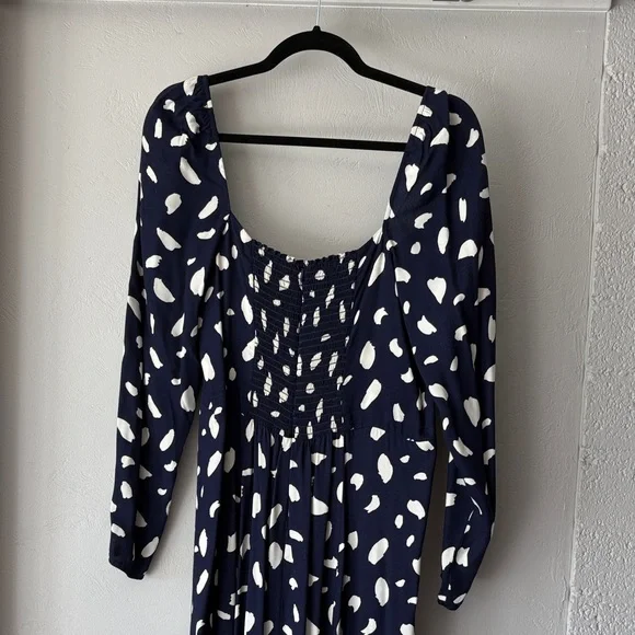 reformation Sigmund dress 🤍 - Picture 9 of 12